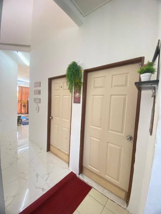 Lh Homestay Bandar Utama Gua Musang Exterior foto
